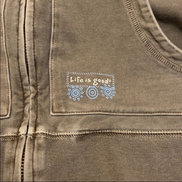 Life Is Good Gray Sweatshirt - Picture 3 of 4